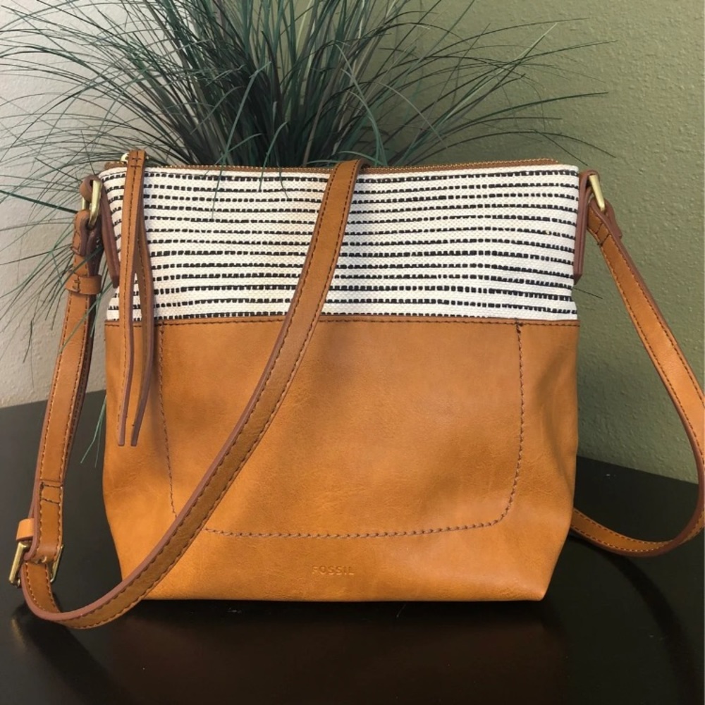 SOLD!! Fiona Crossbody by Fossil